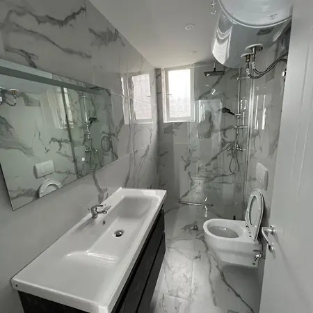 Appartamento My Comfy Corner Tirana